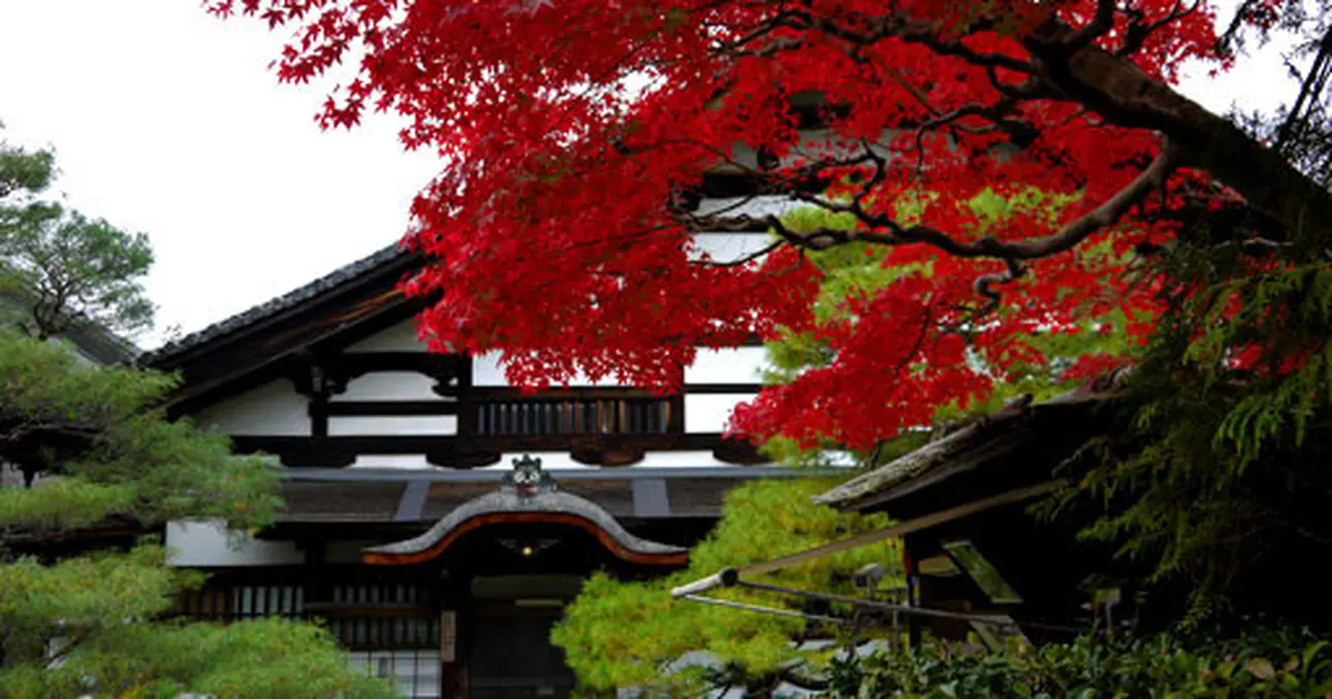 京都 南禅寺界隈の紅葉を愉しむ大人旅 Holiday ホリデー