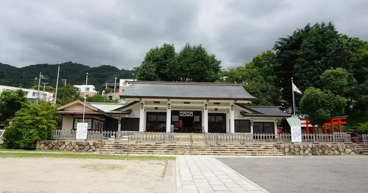 兵庫県神戸護国神社へ行くなら おすすめの過ごし方や周辺情報をチェック Holiday ホリデー