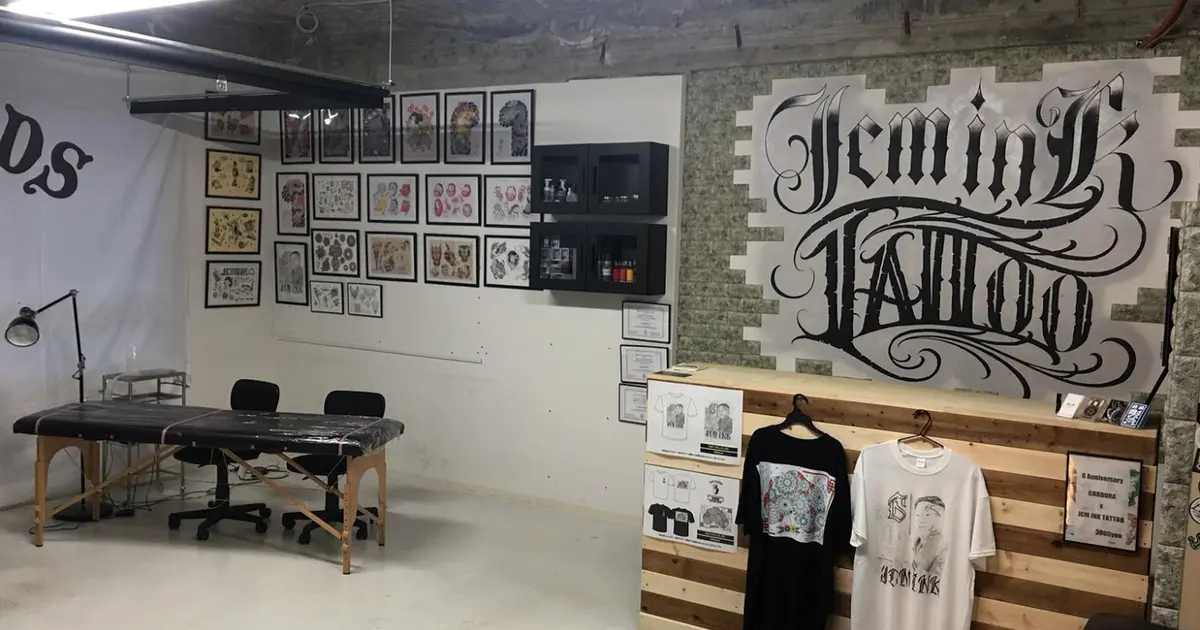 Jcm Ink Tattoo ハーバースタジオ店へ行くなら おすすめの過ごし方や周辺情報をチェック Holiday ホリデー