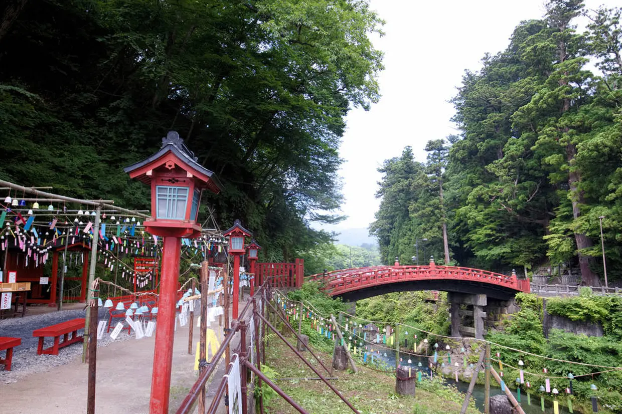 Nikko Futaarakawa Shrine