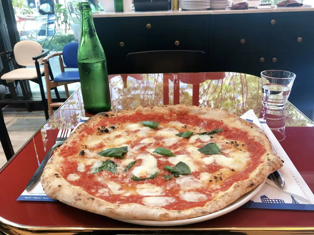 Gino Sorbillo Artista Pizza Napoletana “マルゲリータ・ブファラ”