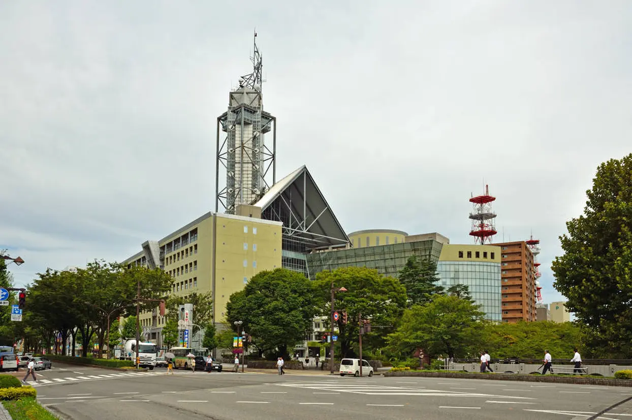  富山市役所展望塔