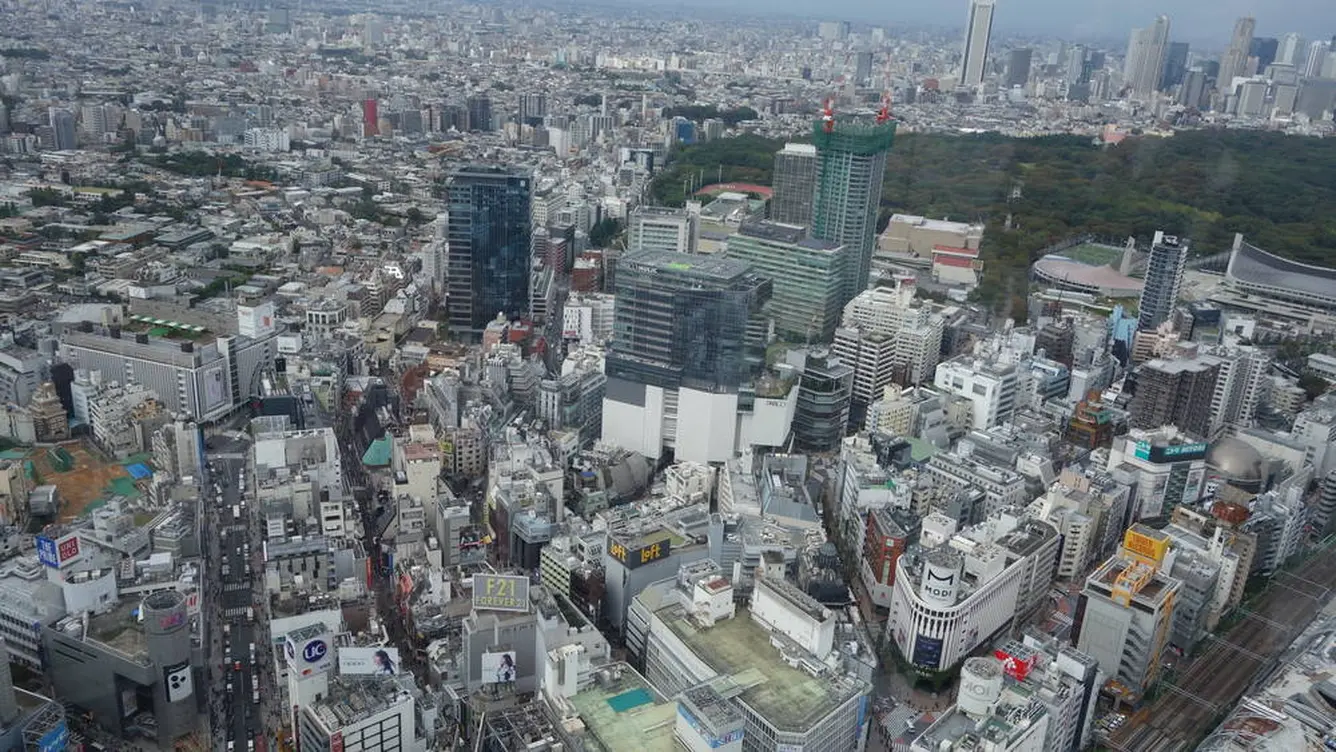 渋谷に目線を邪魔する建物はありません