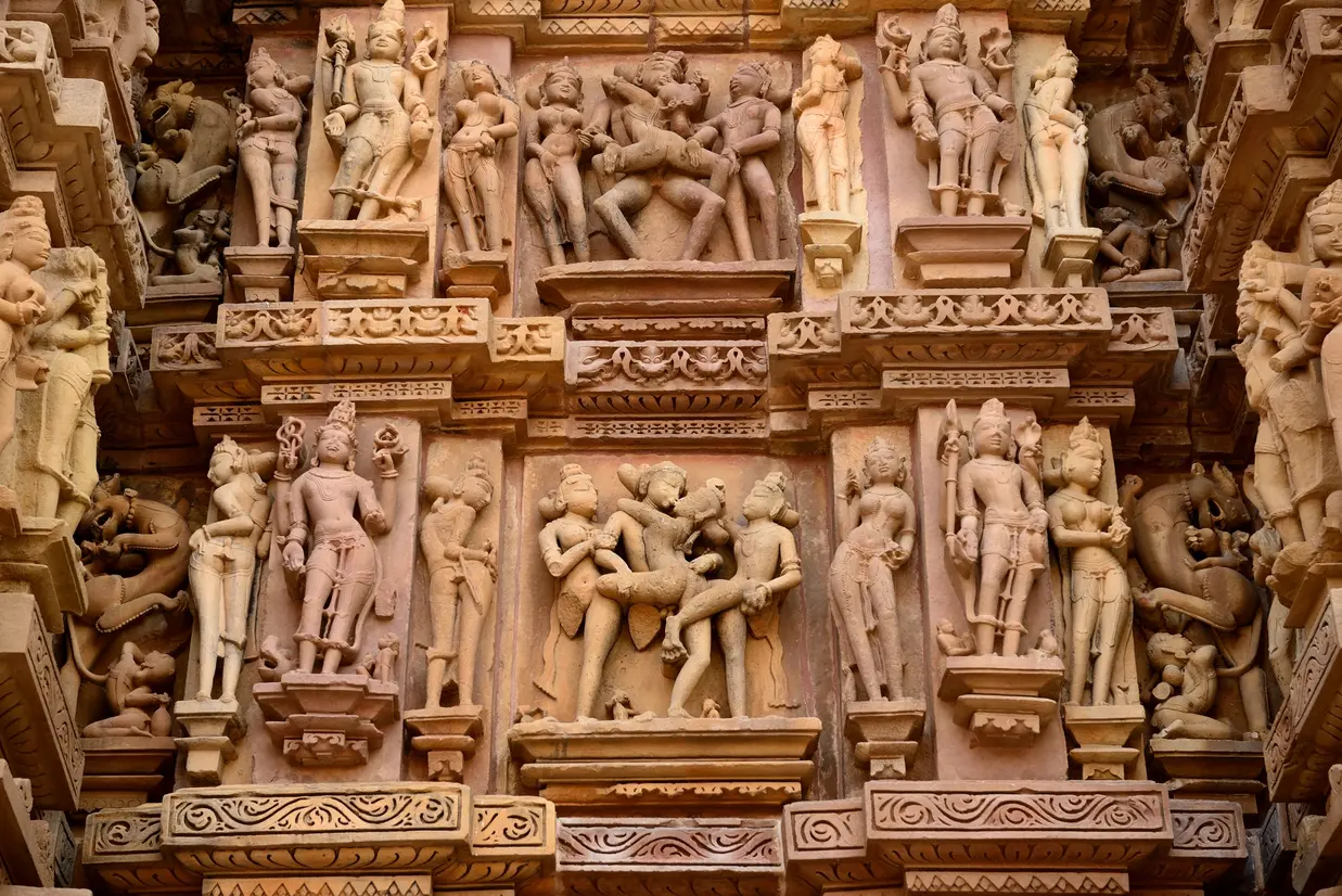 ジャイナ教　彫刻