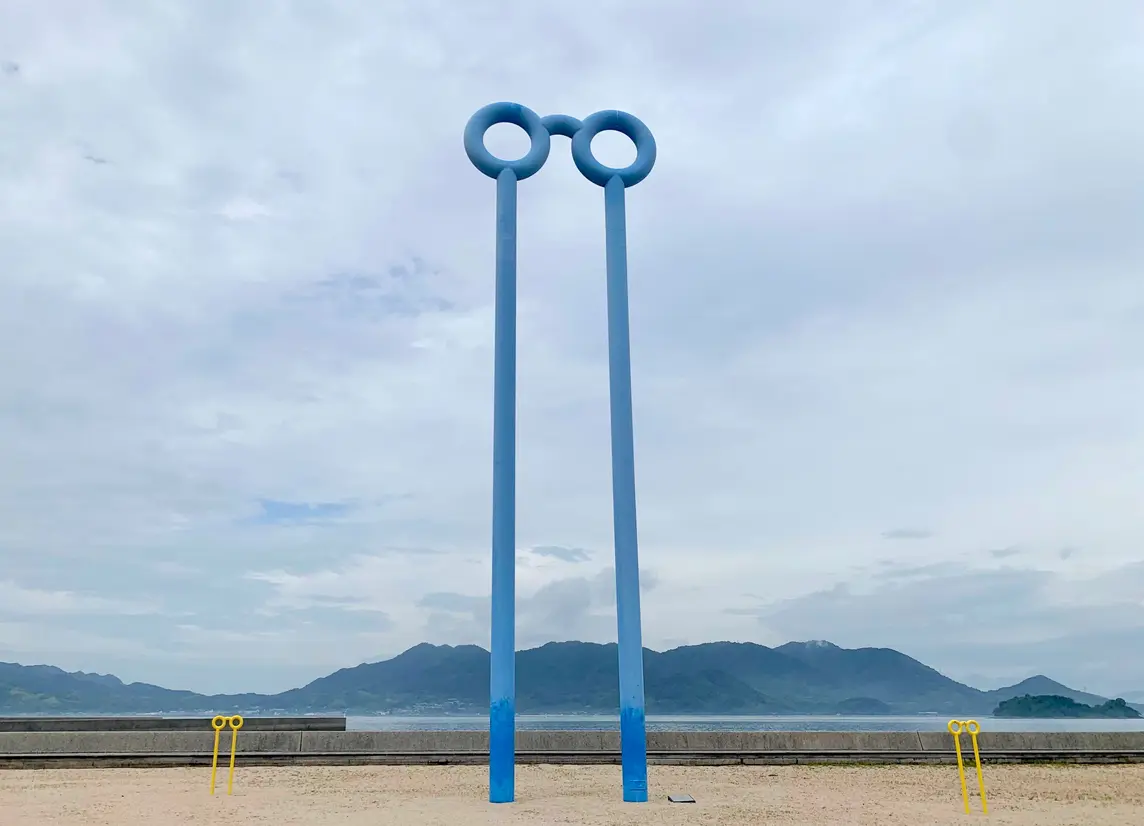生口島　野外彫刻「千里眼”のぞいてみよう、瀬戸田から世界がみえる”」