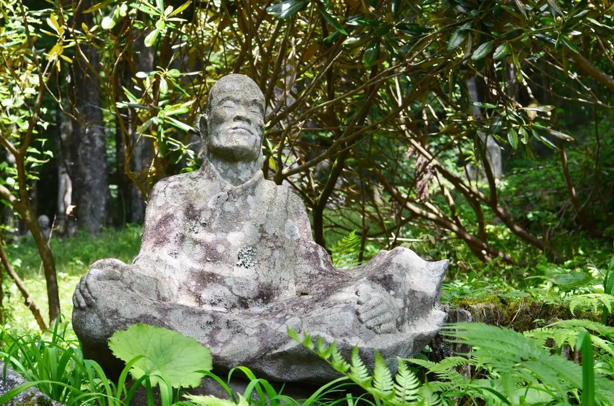 箱根長安寺の羅漢像