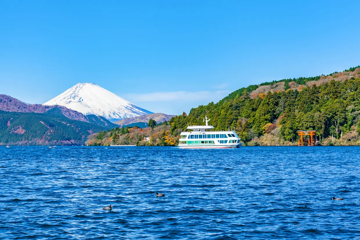 Hakone Lake Ashinoko Boat Cruise