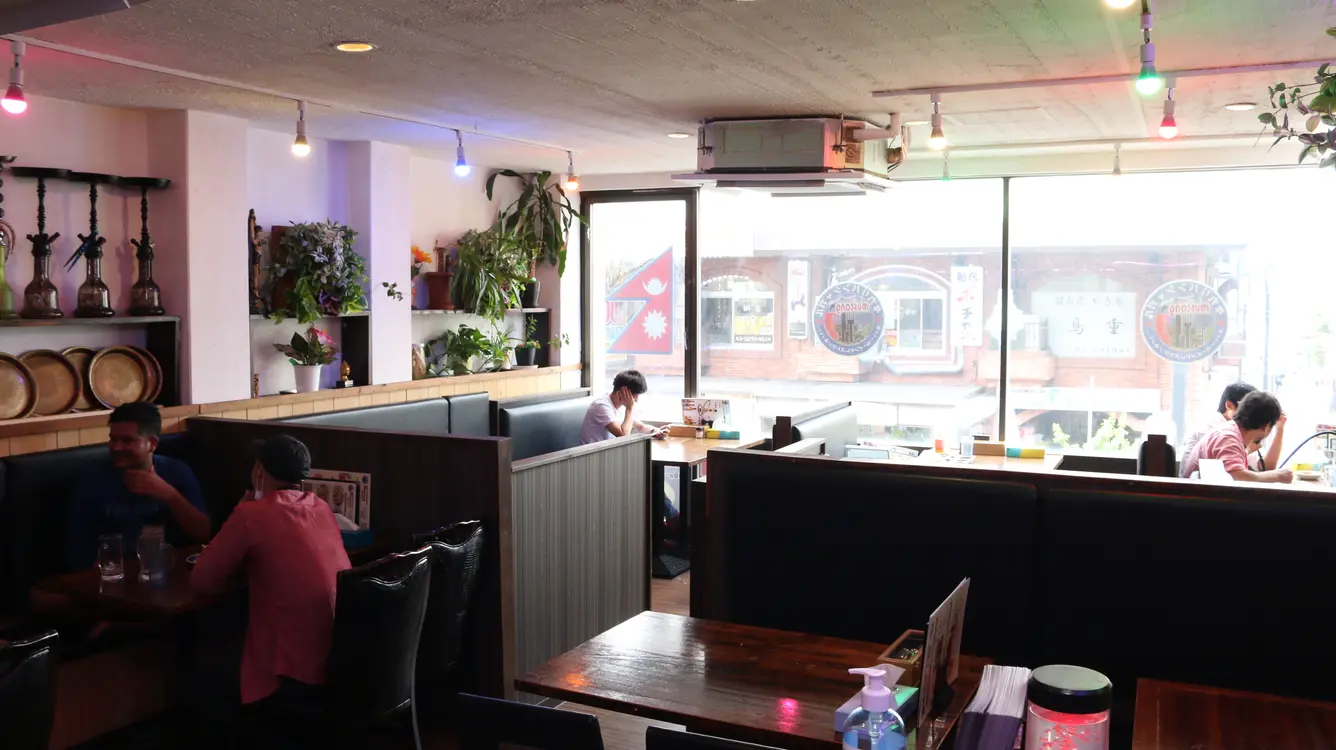ムスタング タカリの店内