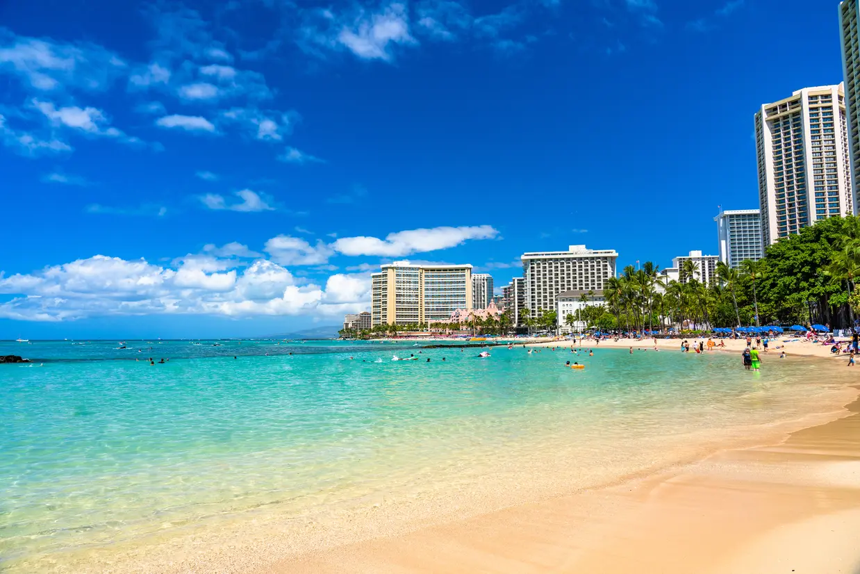ハワイ オアフ島 ハワイの定番スポット ワイキキビーチの楽しみ方ガイド Holiday ホリデー