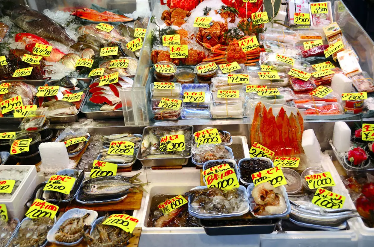 店頭に並ぶ海鮮