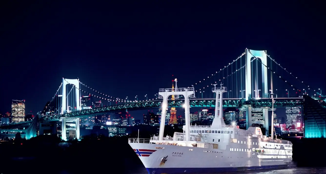 夏の夜は東京湾で涼しく過ごそう「東京湾納涼船2018」が竹芝から出港！