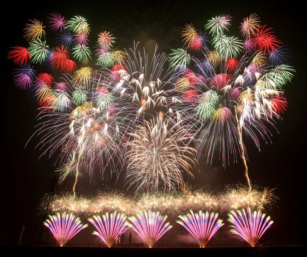 湖畔に1万8千発の花火が打ち上がる！「佐倉花火フェスタ2018」開催