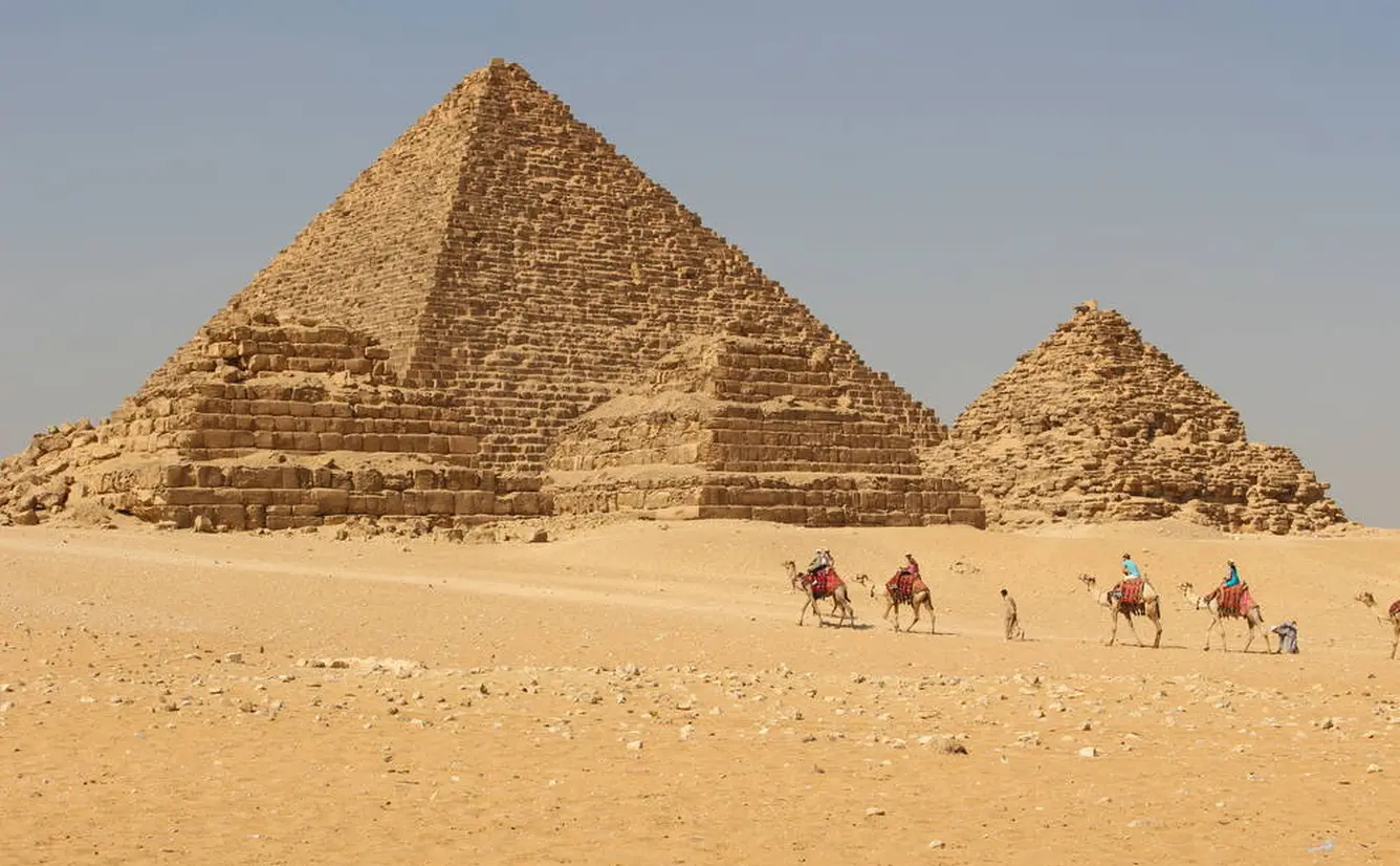 エジプト旅行ガイド！人気エリアや見どころ・アクセス情報が満載！のカバー画像