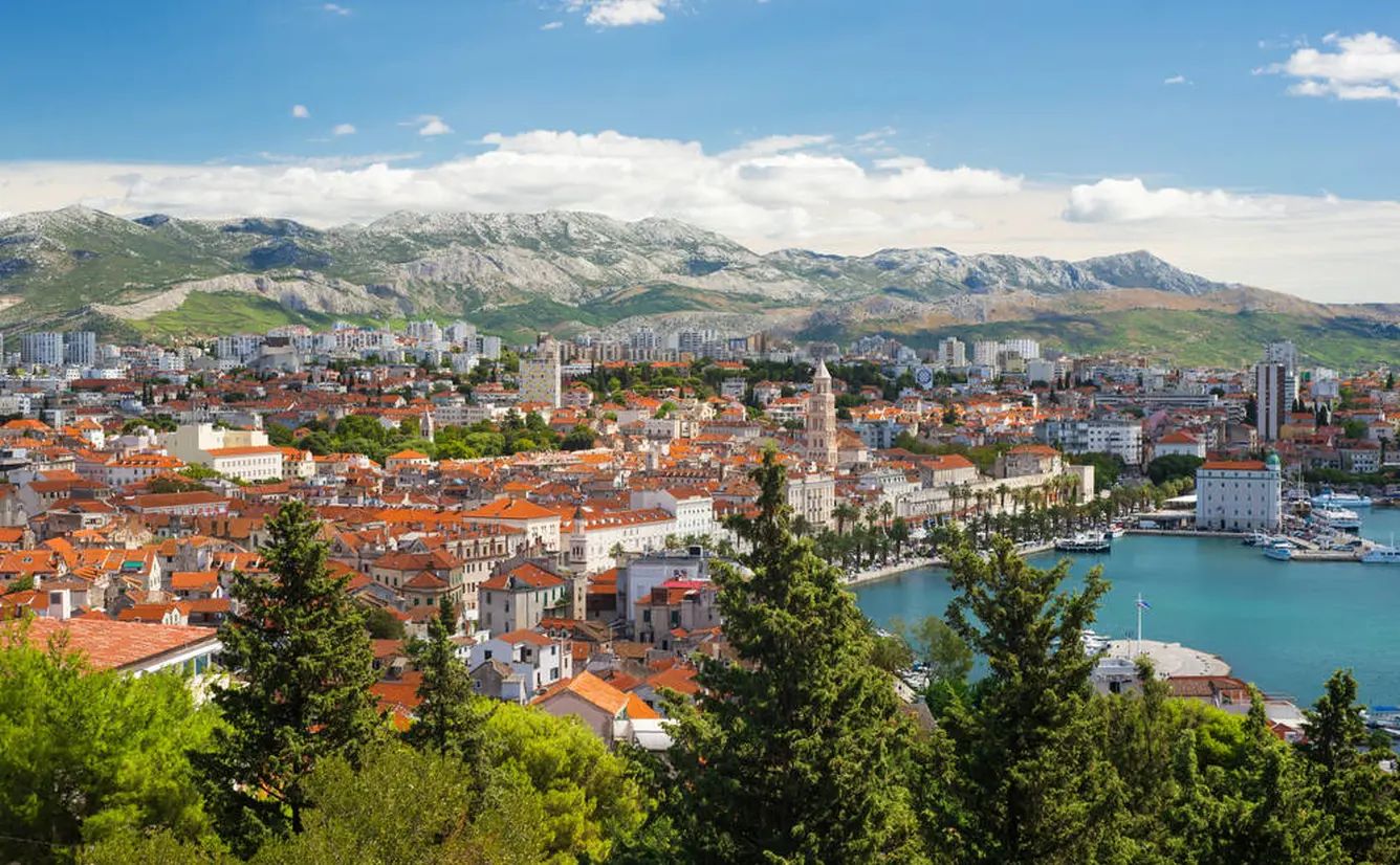 クロアチア観光スポット紹介 メルヘンチックな中世建築に自然が美しいリゾート地まで おすすめスポット26選 Holiday ホリデー