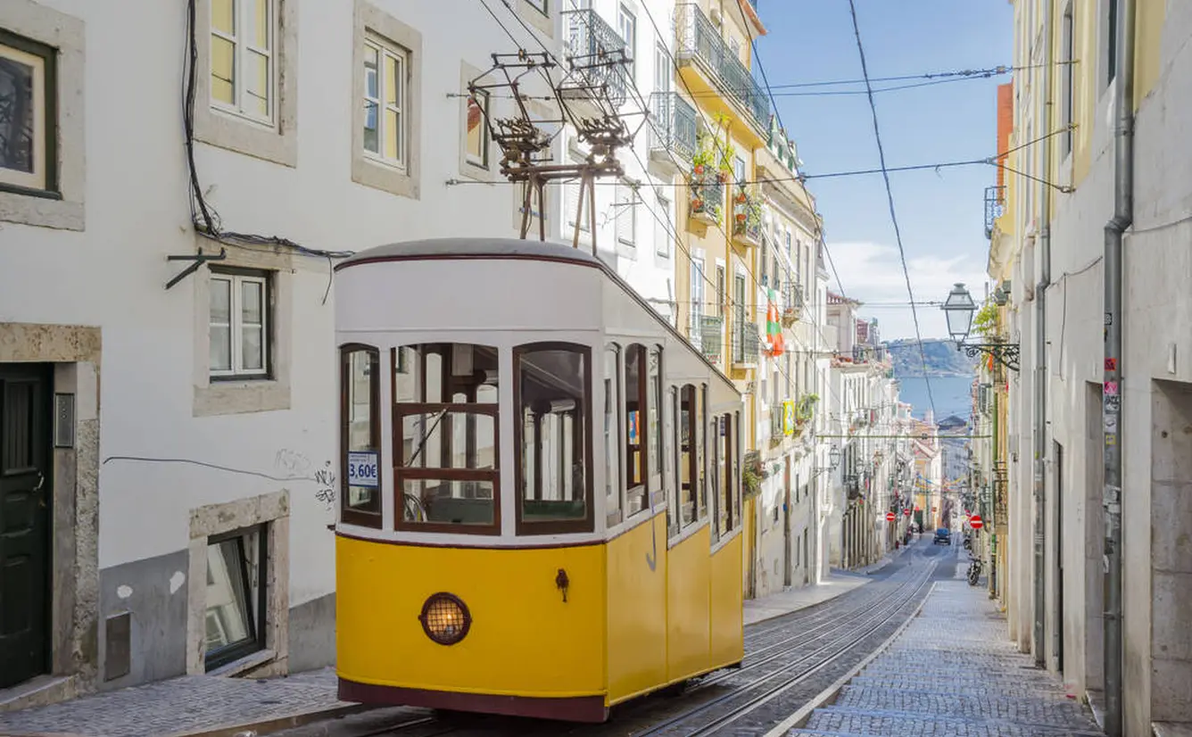 ポルトガル旅行ガイド 人気エリアや見どころ アクセス情報が満載 Holiday ホリデー