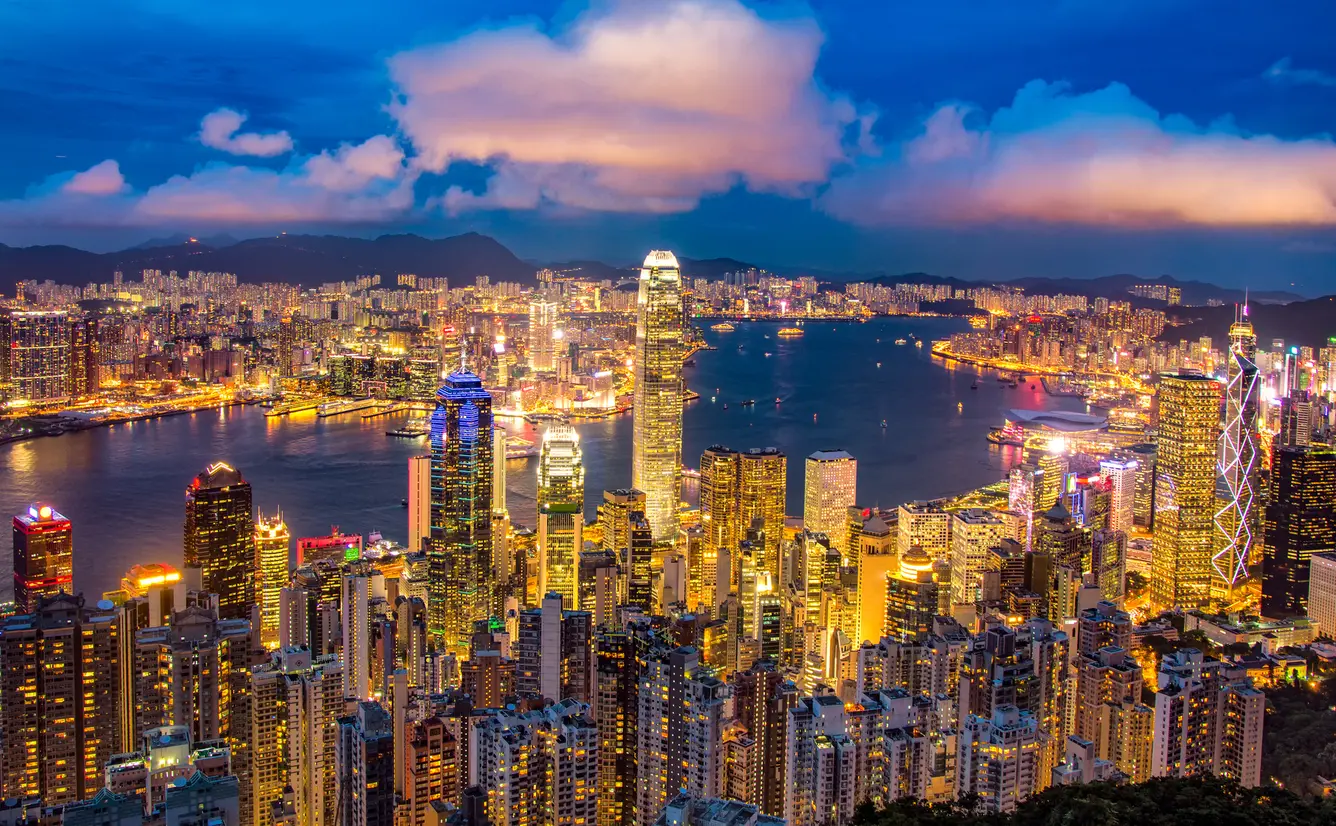 香港・マカオ旅行ガイド！人気エリアや見どころ・アクセス情報が満載！のカバー画像