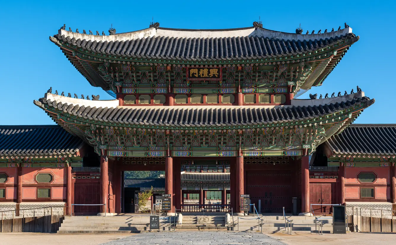 【韓国・ソウル】壮大で美しい王宮、景福宮の楽しみ方ガイドのカバー画像