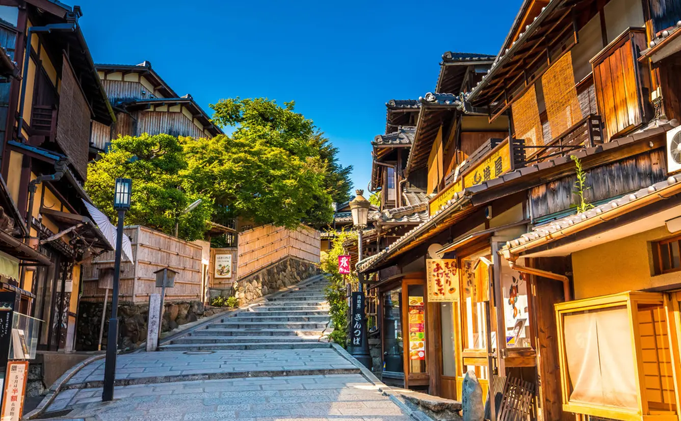 【京都観光】清水寺を観光するのに便利なホテル・旅館を紹介！のカバー画像