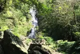 フナンギョの滝
