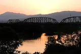 揖斐川鉄橋と伊吹山