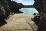 アマミチューの墓
