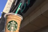 Starbucks Coffee 狎鴎亭駅店