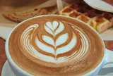 ブルーボトルコーヒー 清澄白河フラッグシップカフェ （旧：清澄白河ロースタリー&カフェ）