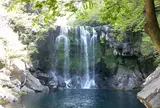 天帝淵（チョンジェヨン）の滝