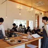 京終駅舎カフェ "ハテノミドリ"