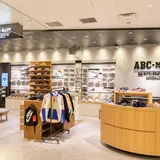 ABC-MART SPORTS SHIBUYA +Q(プラスク)グッズ店