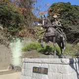 加藤嘉明公騎馬像