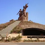 アフリカ・ルネサンスの像