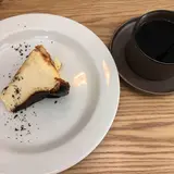 THREE LITTLE BIRDS CAFE