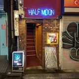 原宿Rock Bar HALF MOON