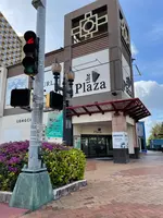 The Plaza Shopping Centerの写真・動画_image_497506