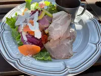 Cafe +8101 (カフェプラスエイトワンオーワン)の写真・動画_image_1650321