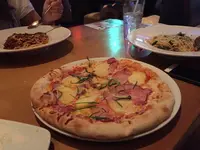 California Pizza Kitchen at Prudentialの写真・動画_image_238611