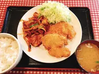 キッチン男の晩ごはん 女の昼ごはんの写真・動画_image_523494