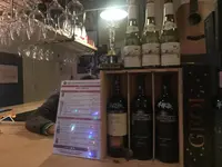 Dancing Elephant Wine Bar 跳舞大象葡萄酒専売の写真・動画_image_535420