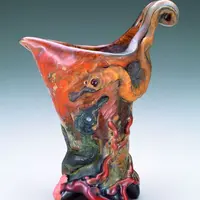 タツノオトシゴをモティーフにした作品《花瓶「海馬」》1901-1903年 北澤美術館蔵