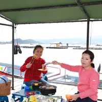 ウチノ海の筏で楽しむ 絶景BBQ＆Fishing！ イメージ
