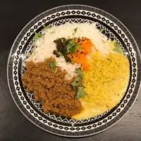 カレー二種盛り+副菜レギュラー（米200ｇ）1,301円