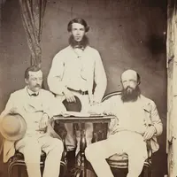 A.F. ボードイン《ボードイン兄弟とその友人》1865 年頃 鶏卵紙 長崎大学附属図書館