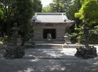 境内を鉄道が横切る神社の写真・動画_image_20432