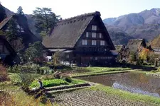 雪がとっても好きになる 世界遺産 白川郷へ Holiday ホリデー