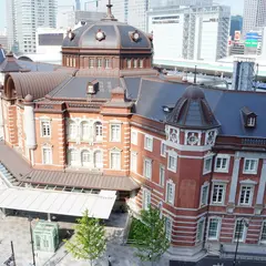 東京駅舎を最高のロケーションで眺めるビュースポットを紹介！知られていない穴場情報も