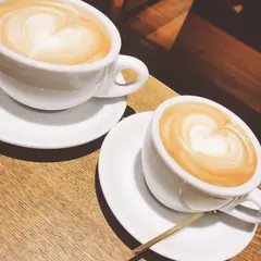 カフェ キツネ（CAFE KITSUNE）