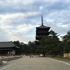 21年 近鉄奈良駅周辺のおすすめ神社 寺スポットランキングtop Holiday ホリデー