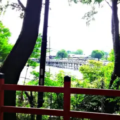 櫟谷宗像神社