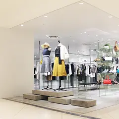 STUIOUS WOMENSルミネ新宿2